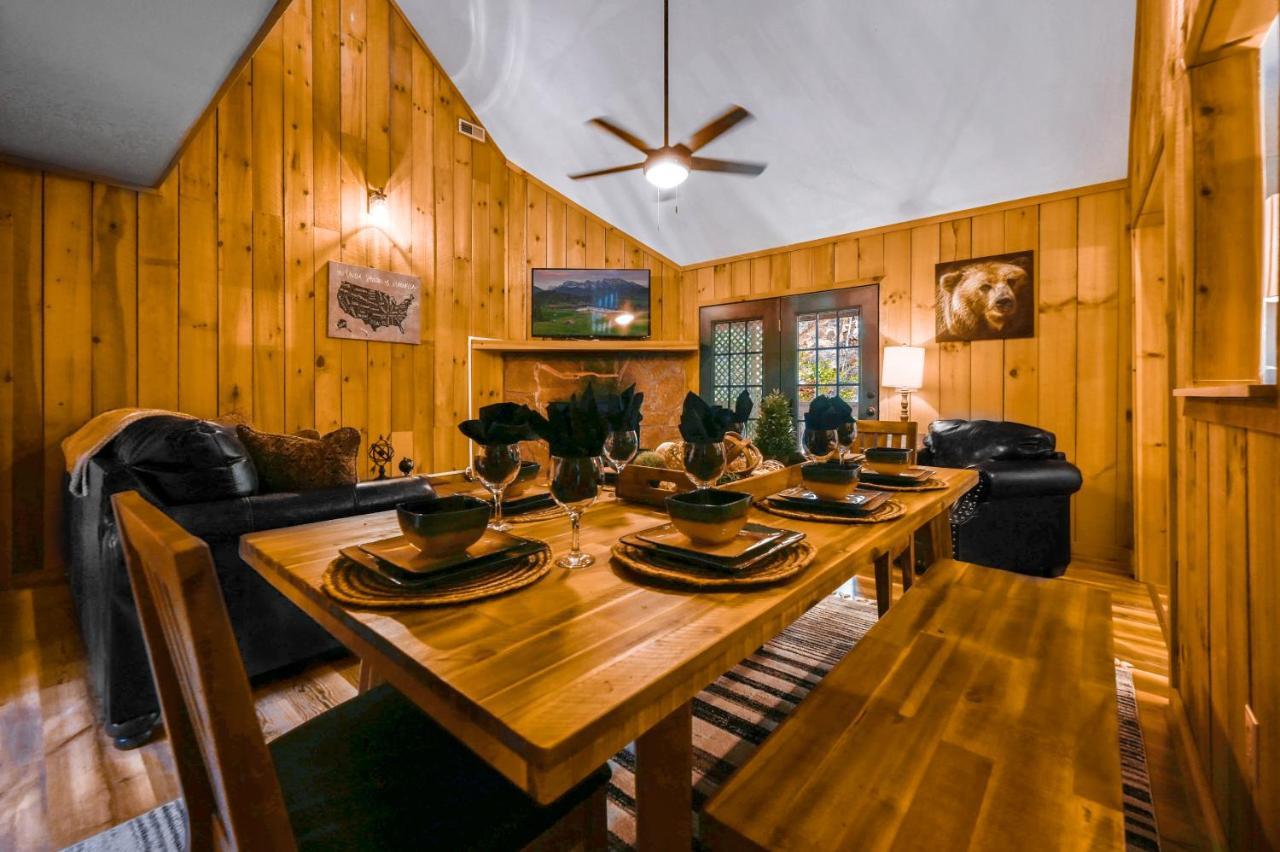 Private Mountain Cabin, Hot Tub Escape In The Smokies, With The View Sevierville Bagian luar foto