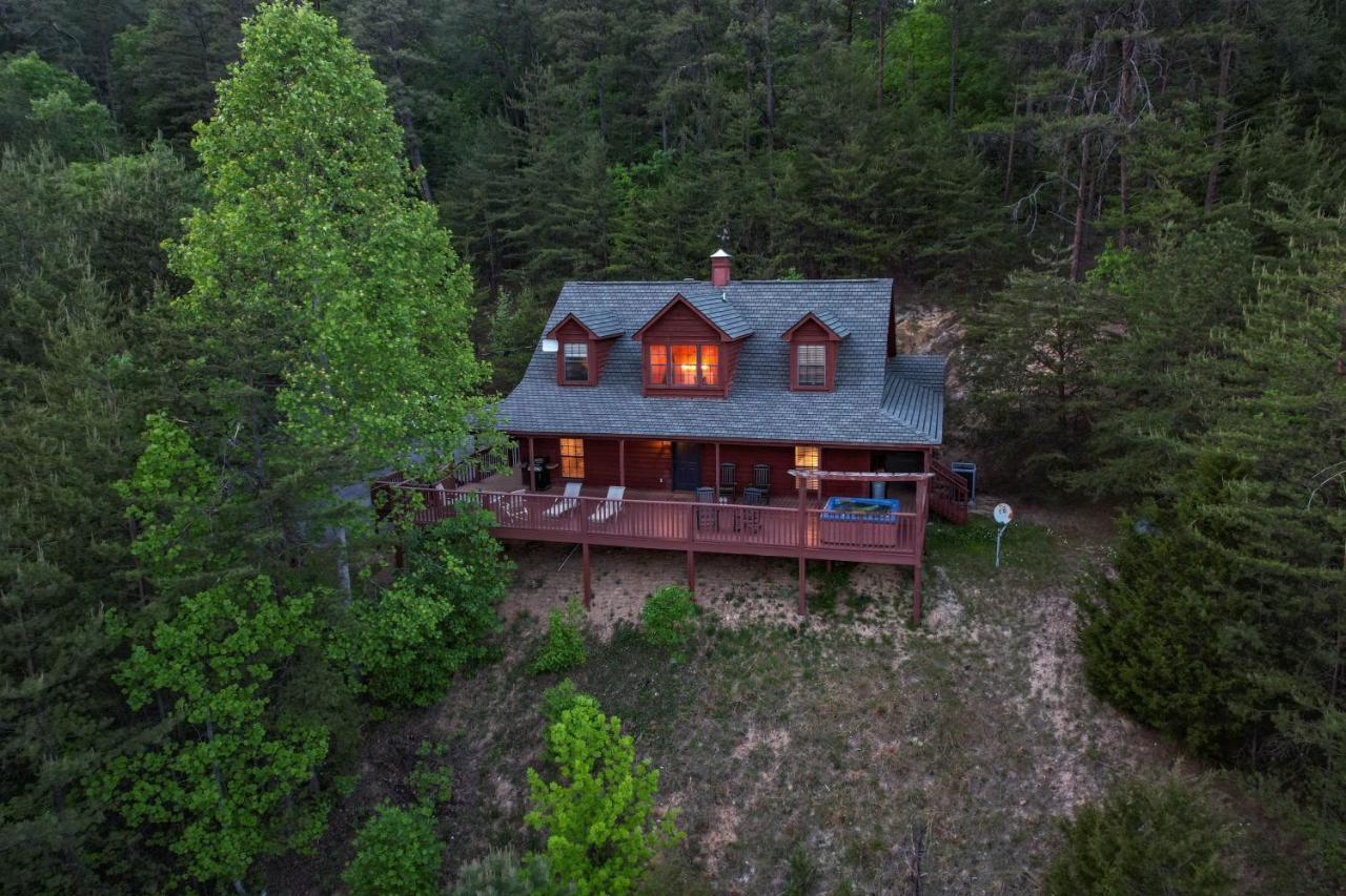 Private Mountain Cabin, Hot Tub Escape In The Smokies, With The View Sevierville Bagian luar foto