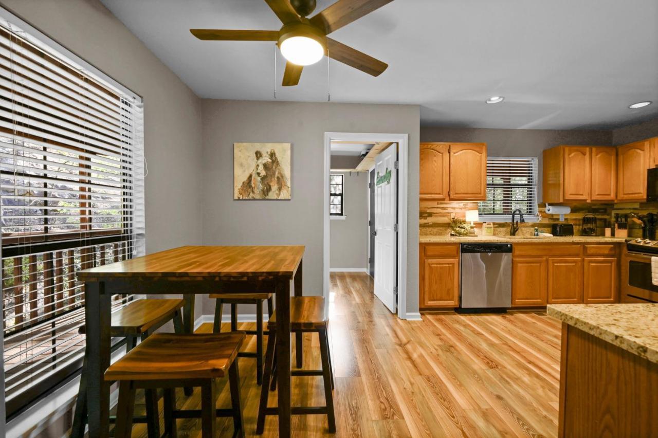 Private Mountain Cabin, Hot Tub Escape In The Smokies, With The View Sevierville Bagian luar foto