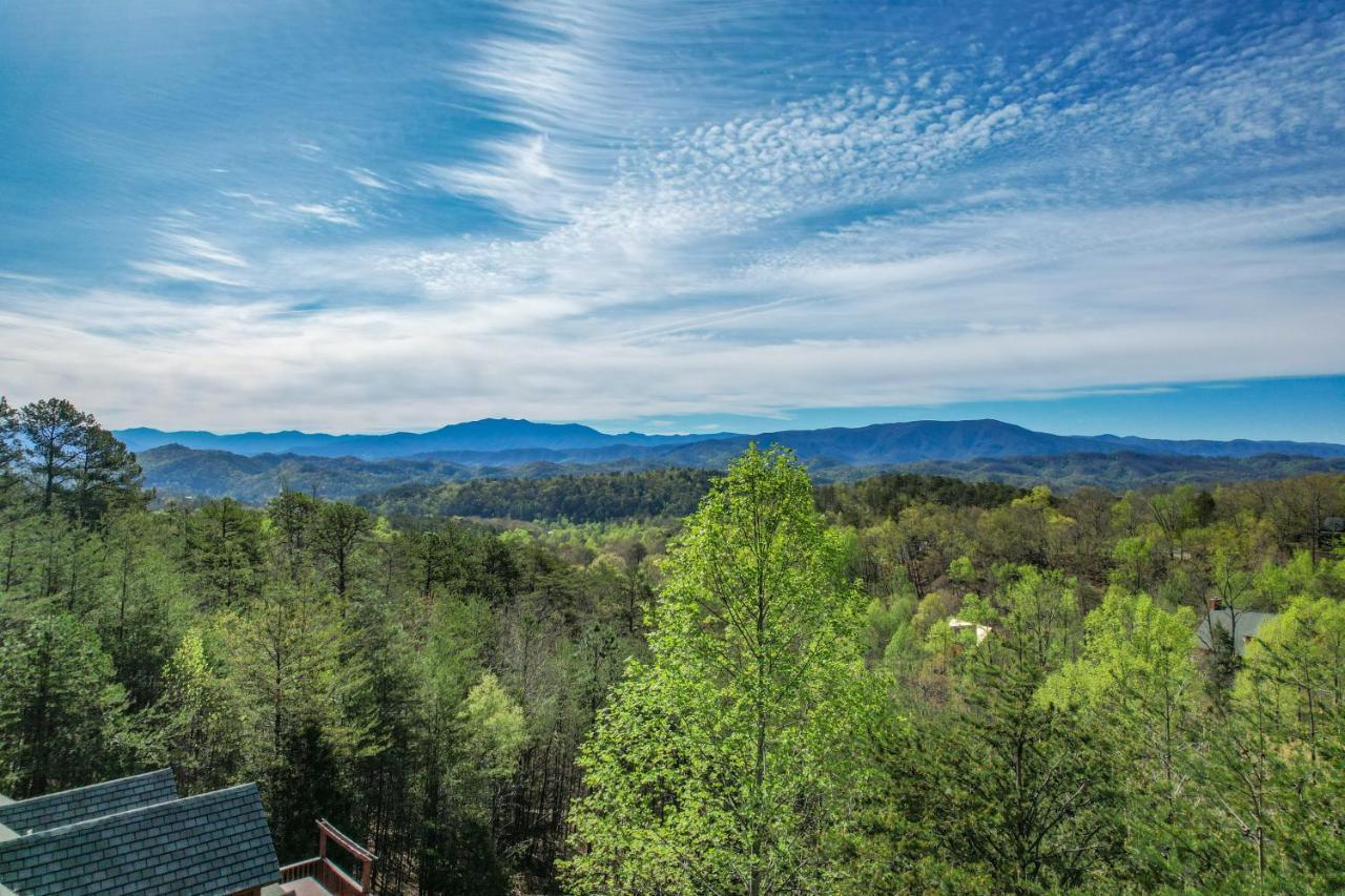 Private Mountain Cabin, Hot Tub Escape In The Smokies, With The View Sevierville Bagian luar foto