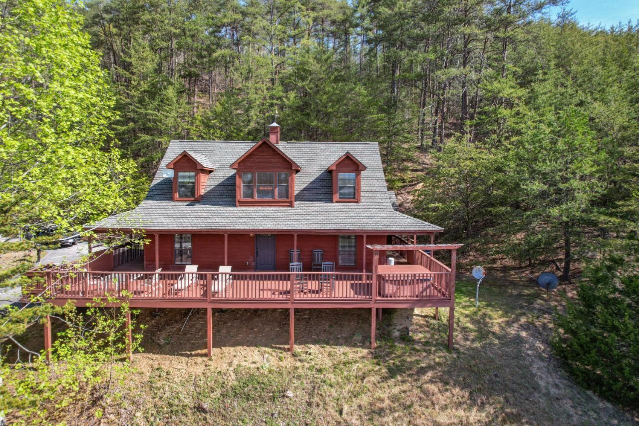 Private Mountain Cabin, Hot Tub Escape In The Smokies, With The View Sevierville Bagian luar foto
